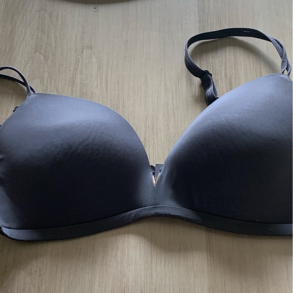 Victoria's Secret Other - Victoria secret bra 34C